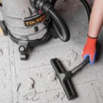 Using Tolsen 1200W 30L Wet and Dry Vacuum Cleaner to clean the carpet