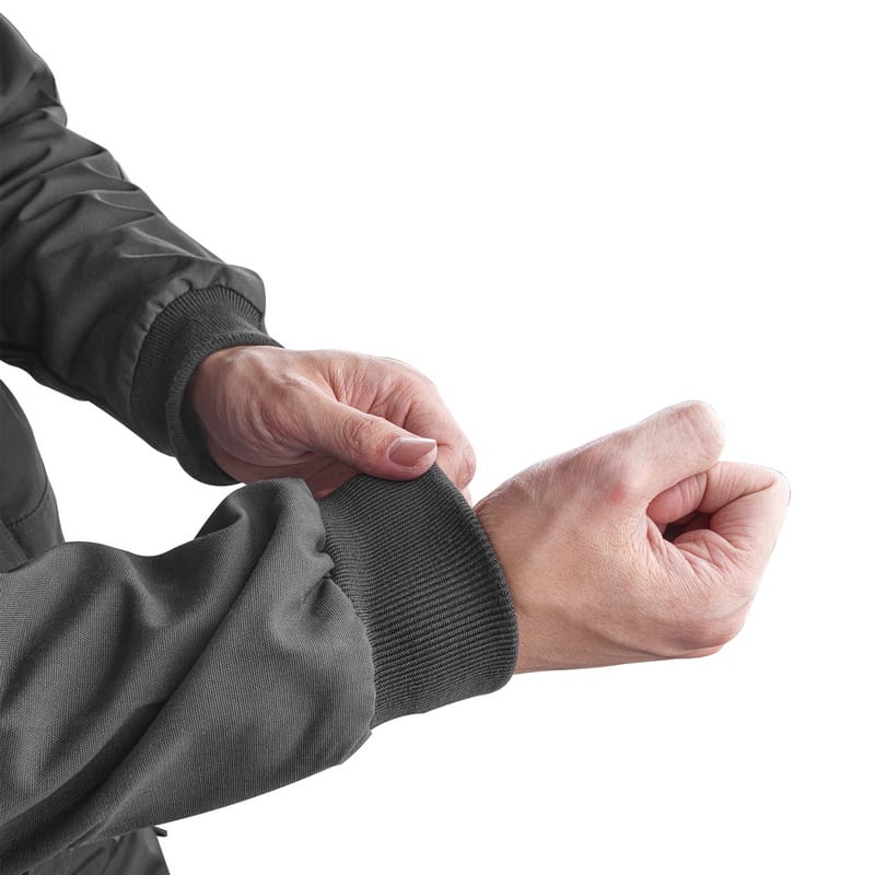 Detail of the elastic ribbed cuffs on the Tolsen work jacket designed to keep out wind and debris.