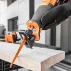 Using Tolsen 20V Brushless Cordless Reciprocating Saw to cut wood