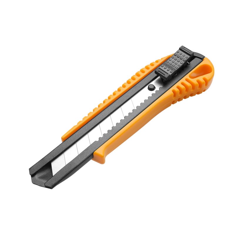 Tolsen utility knife with snap-off blade mechanism and safety lock for precise cutting.
