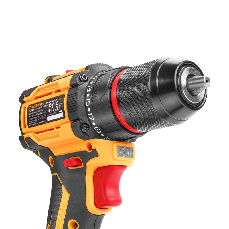 Close-up view of the TOLSEN 20V brushless drill's 13mm (1/2-inch) heavy-duty metal keyless chuck and the 20+1 adjustable clutch settings ring.